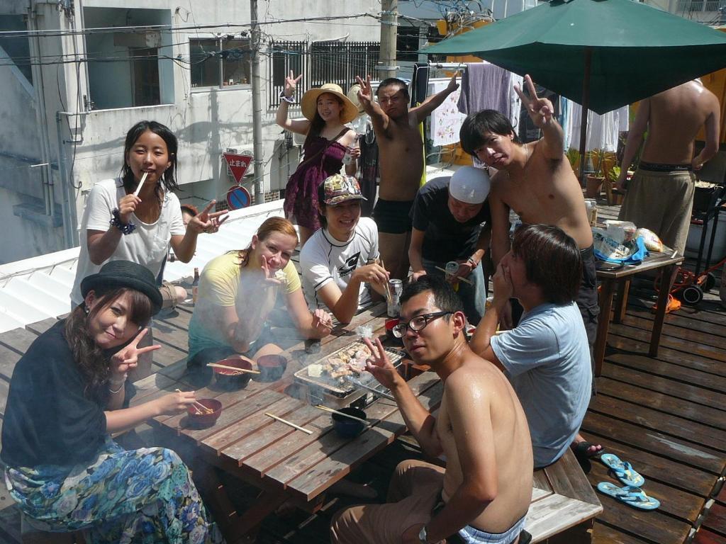 Okinawa Guest House Kerama Naha Bagian luar foto