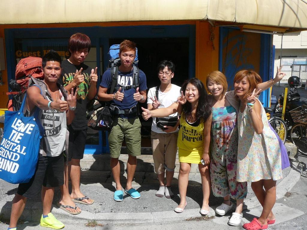 Okinawa Guest House Kerama Naha Bagian luar foto